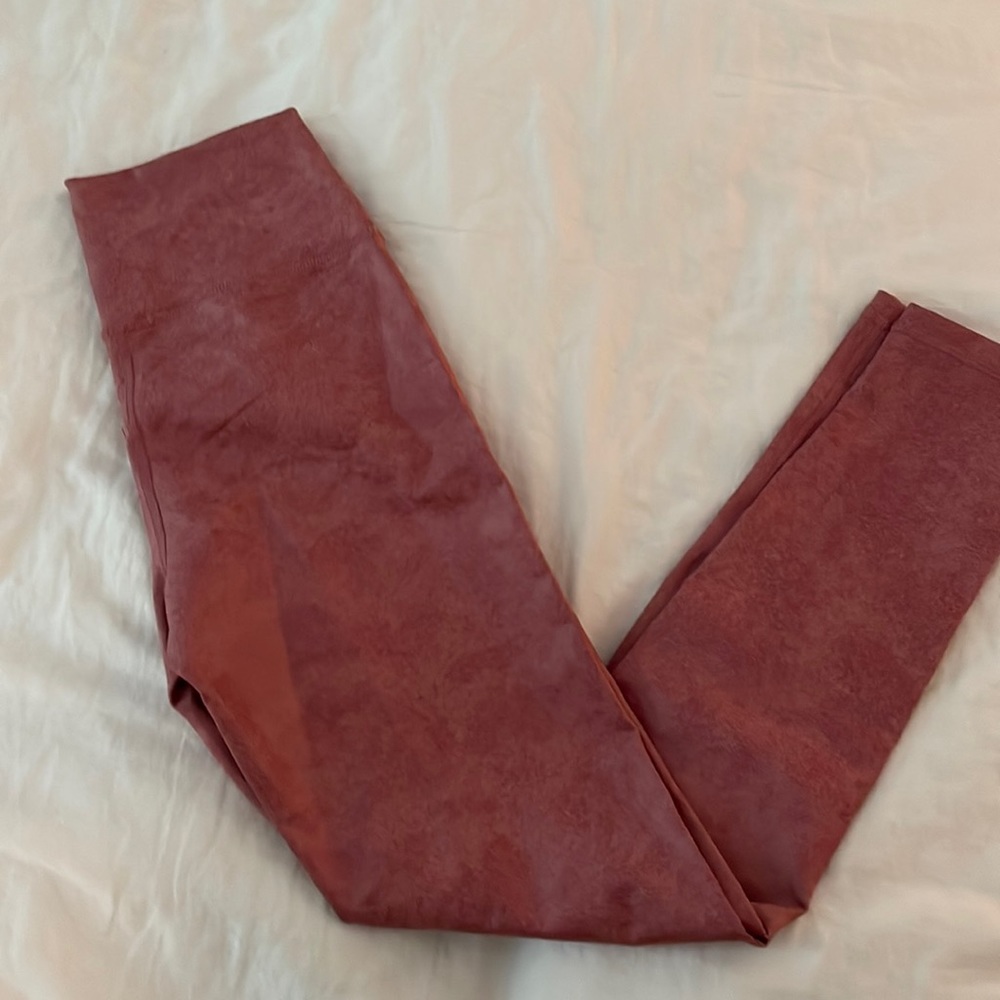 Aerie Pink leggings